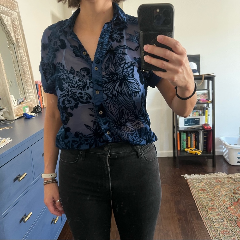 NWT Ecote Anora Buttondown